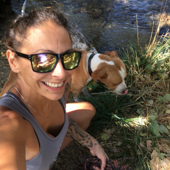 Meet your Posher, Annie - Picture 1 of 1